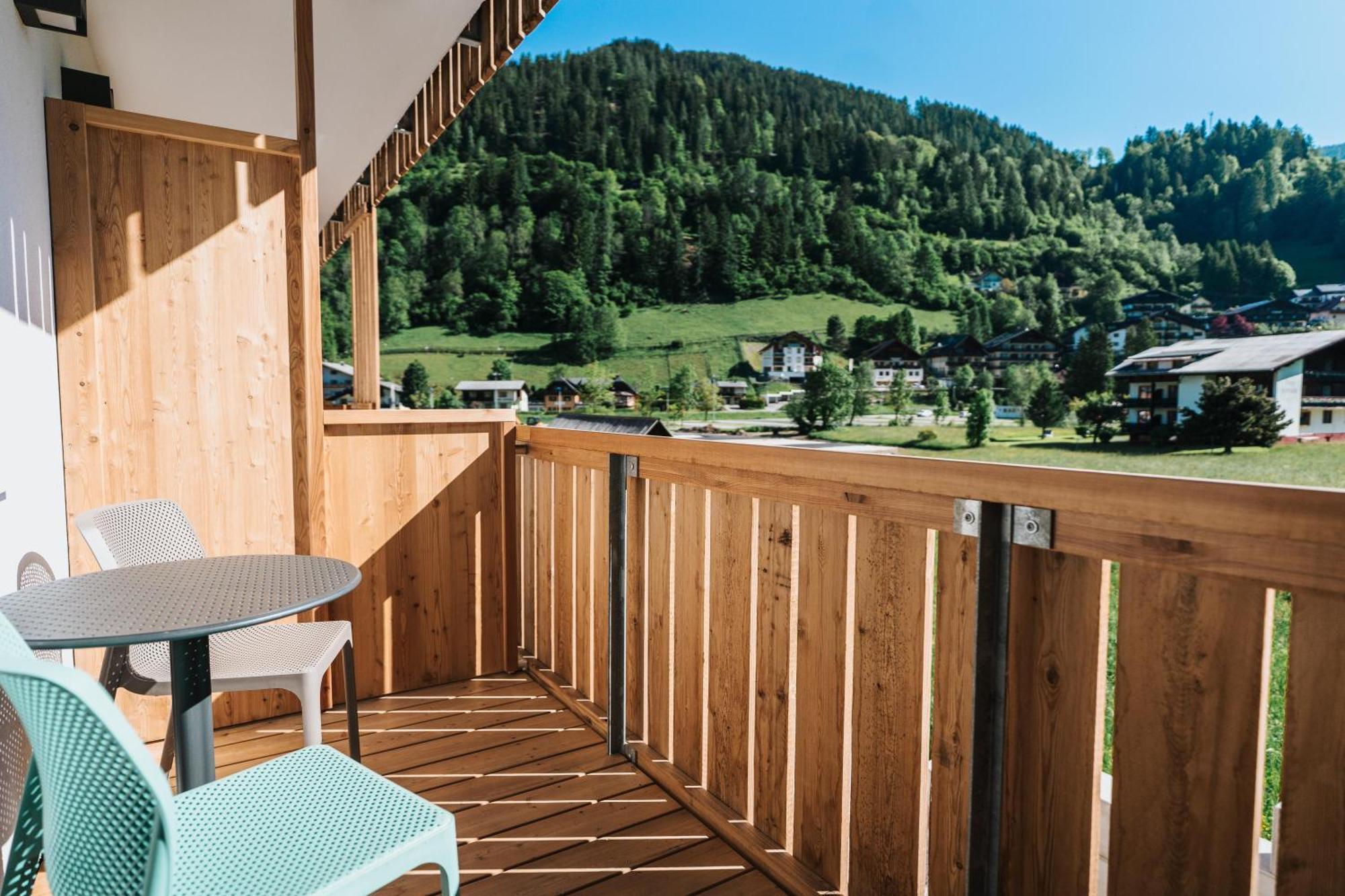 Camera Familiare con Balcone (2 Adulti + 2 Bambini)